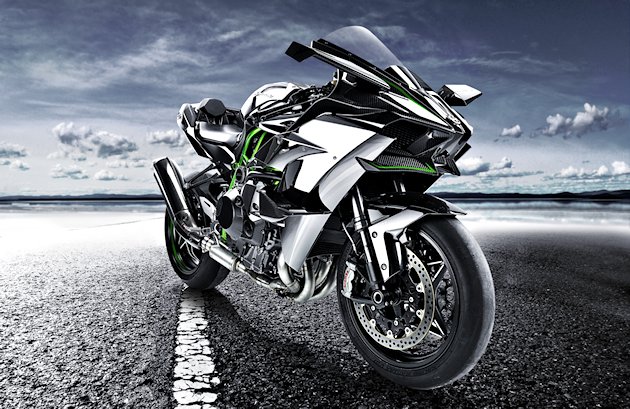 Akrapovic donne encore plus de souffle à la Kawasaki H2R.