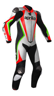 Aprilia vous habille avec l'opération 'Face the Race'.