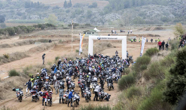 Le BMW GS Trophy au Château de Lastours dans 10 jours.