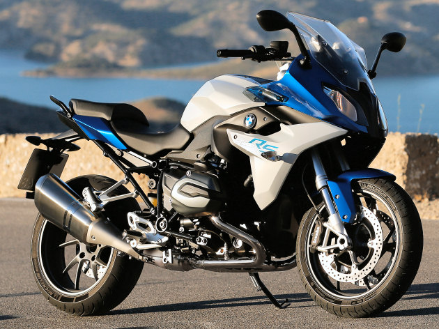 BMW 2015 : nouvelle sportive S 1000 RR, roadster R 1200 R et sport-GT R 1200 ST.