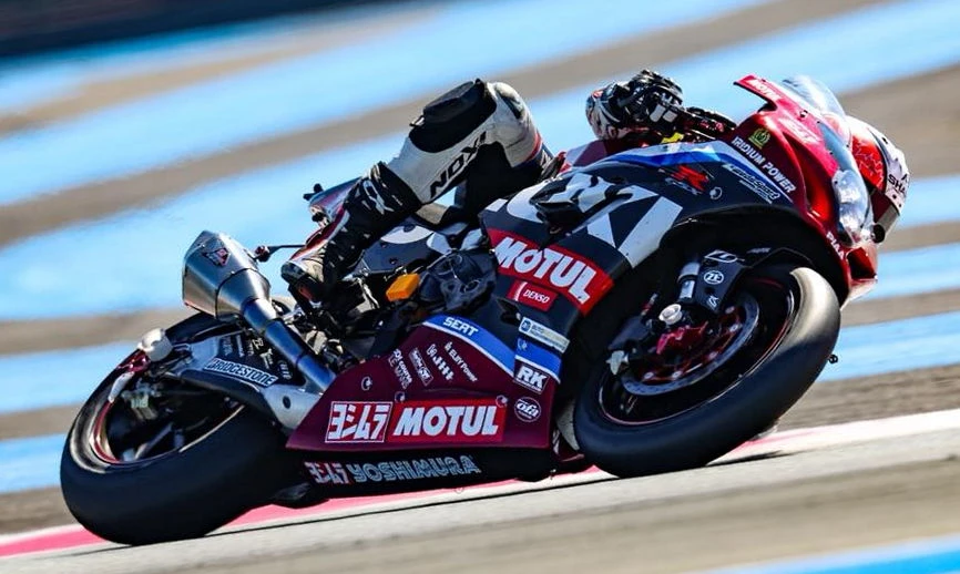 La Suzuki GSX-R1000 sur le circuit du Castellet pendant le Bol d'or 2025