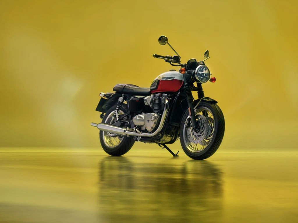 Bonneville-T120-Triumph-2025