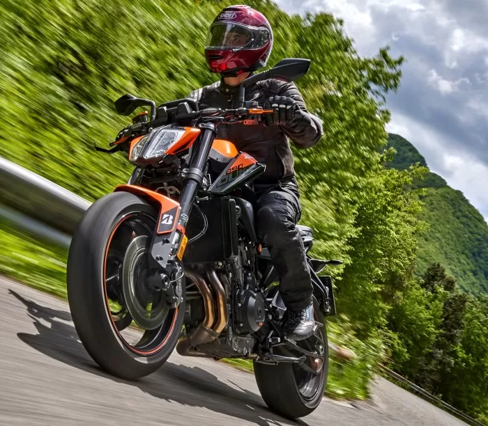 Essai du pneu Sport Touring Bridgestone T32