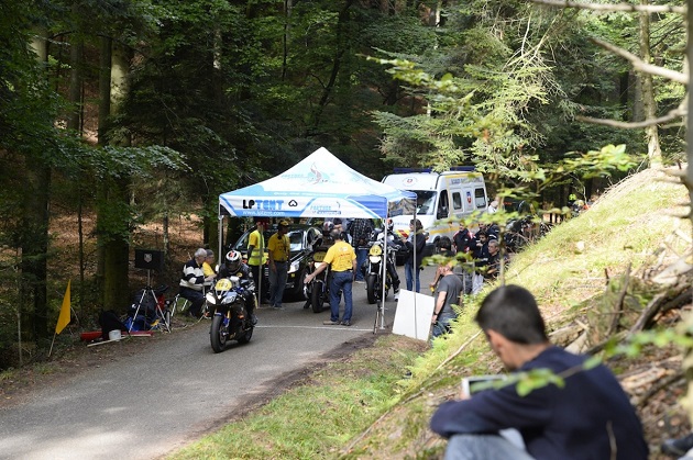 Dark Dog Moto Tour / Etape 1 - Bouan devant.