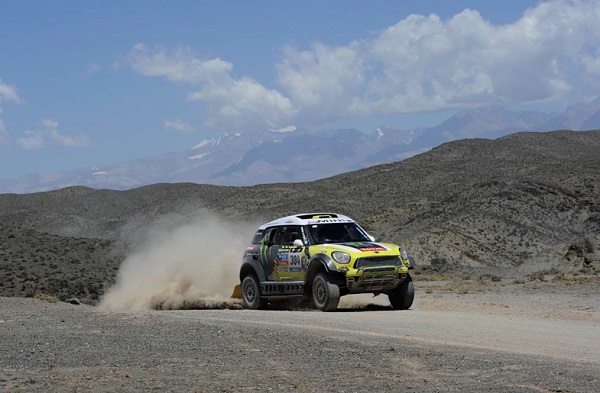 Dakar 2014 / Etape 3 : Barreda remporte une étape record.