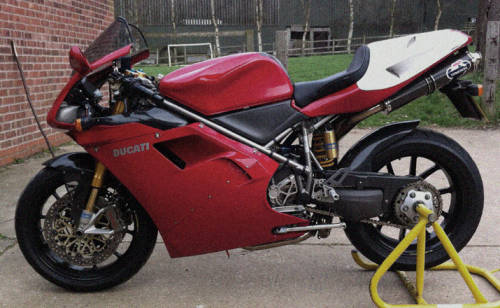 Ducati va faire revivre la 916 (MAJ).