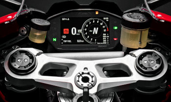 Ducati 955 Panigale V2