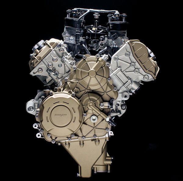 Ducati dévoile son nouveau V4 - la future arme du Superbike.