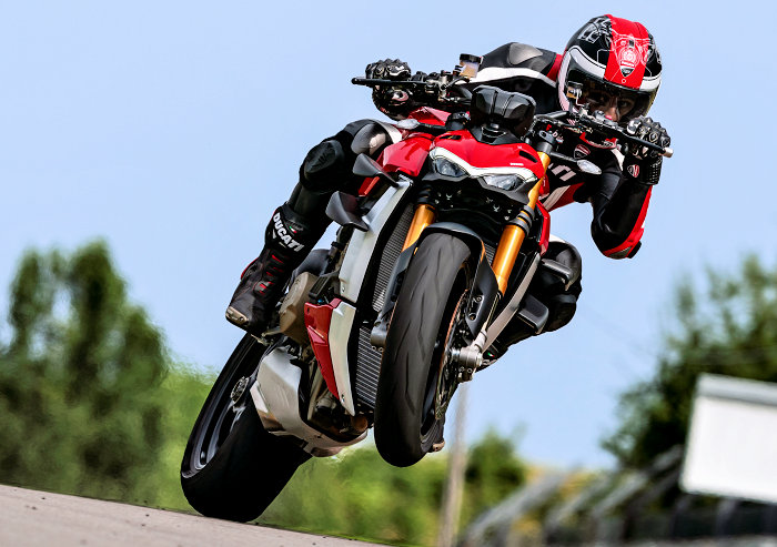 Essayer les nouveautés Ducati avec la tournée 'Pure Emozioni'.