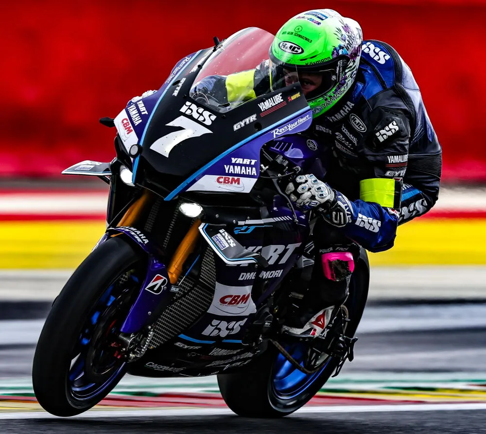 La Yamaha R1 du YART aux 8 heures de Spa 2025