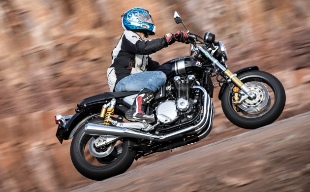 Le Bridgestone T31, pneu sport-touring, à l\'essai.