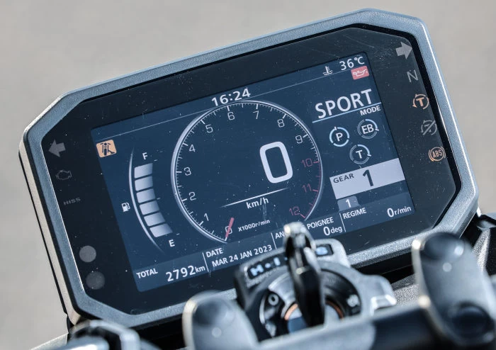 Essai de la Honda 750 Hornet - La piqure universelle.