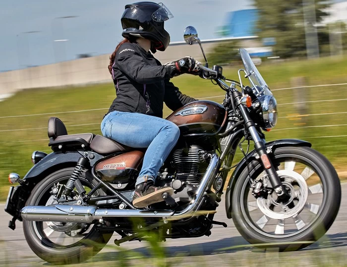 Royal-Enfield 350 Meteor à l'essai
