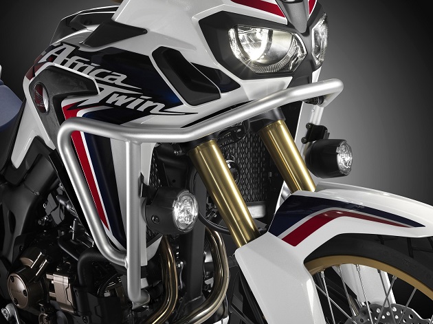 Africa Twin 2016 - Les accessoires et les vêtements techniques dédiés.