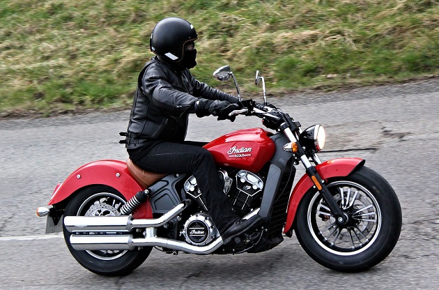 Essai de la Indian 1133 SCOUT 2016
