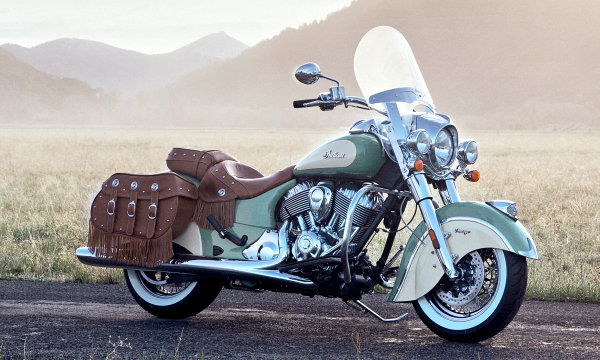 Indian présente ses modèles 2020 dotés du gros moteur ThunderStroke - en 1811 et 1901 cm3.