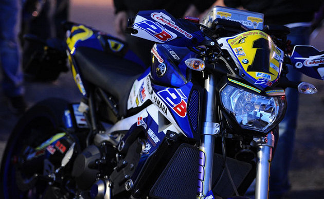 La MT-09 s'offre le Rallye des Garrigues avec Julien Toniutti.