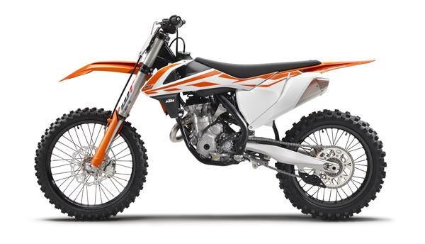 KTM annonce de nouvelles évolutions pour sa gamme cross 2017.