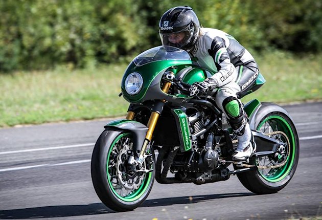 La Kawasaki Vulcan S ''Underdog'' s'illustre aux Glemseck Sprint Races.