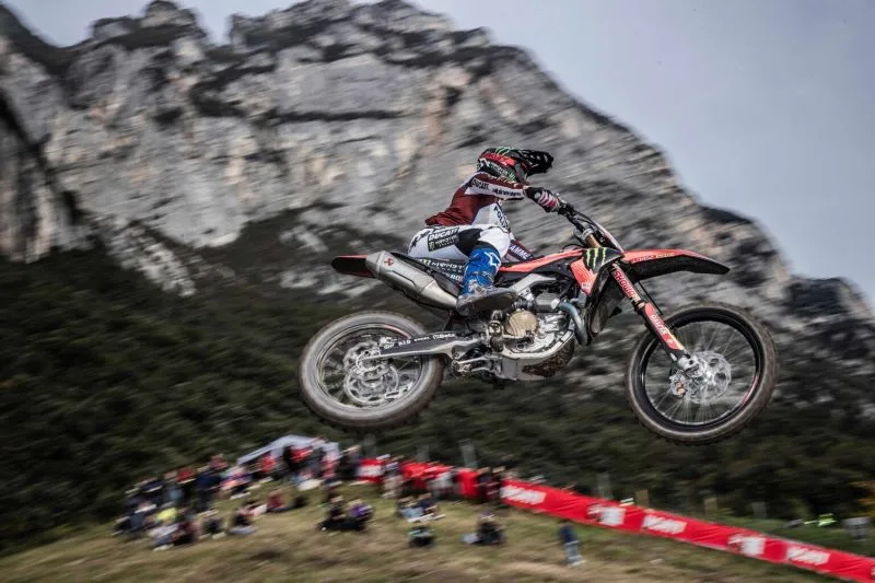 Lupino-Ducati-Desmo450-MX-Motocross