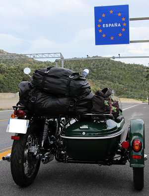 Voyage en Espagne avec le Mash 400 Family-side.