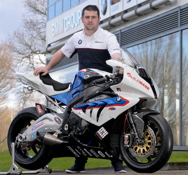 Micheal Dunlop sur BMW pour le Tourist Trophy 2014.