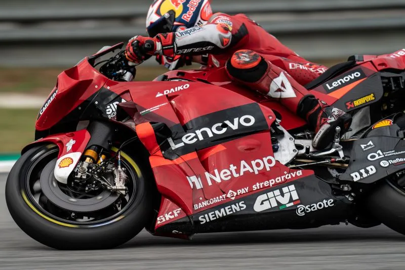 MotoGP-Ducati-Brembo-Rachète-Ohlins