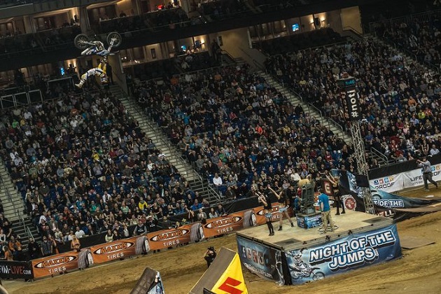 Escale berlinoise pour la Night Of The Jumps 2016.