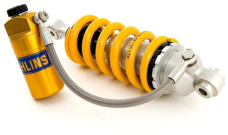 Amortisseur Ohlins doré S46HR1C1 qui équipera les CF Moto 450MT