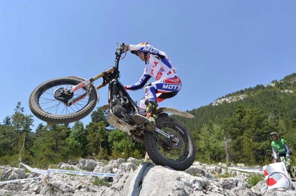 Trial - Raga stoppe Bou en France.
