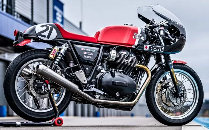 La Royal Enfield 650 Continental GT se lance dans la compétition.