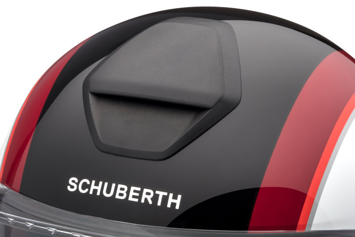 Le jet Schuberth M1 Pro s'améliore pour 2020.