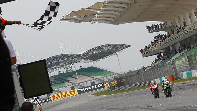 WSBK / Sepang - Davies repousse le sacre de Rea.