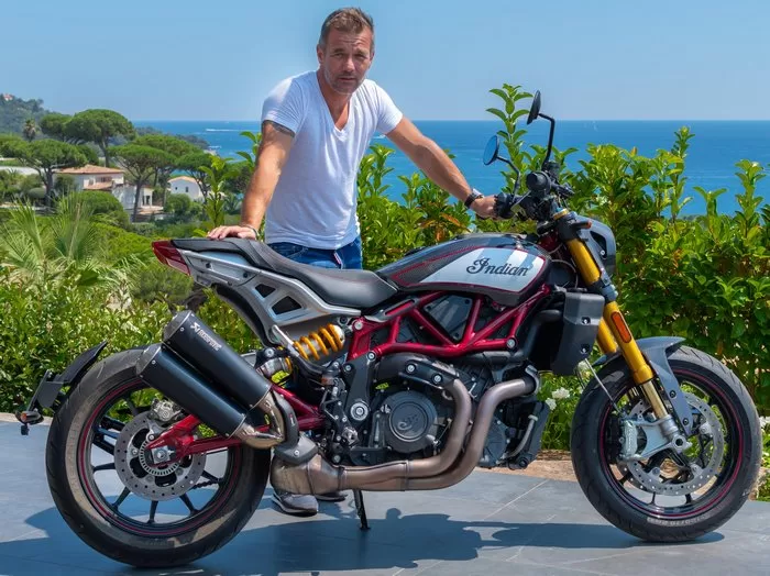 Sébastien Loeb promut ambassadeur d’Indian.