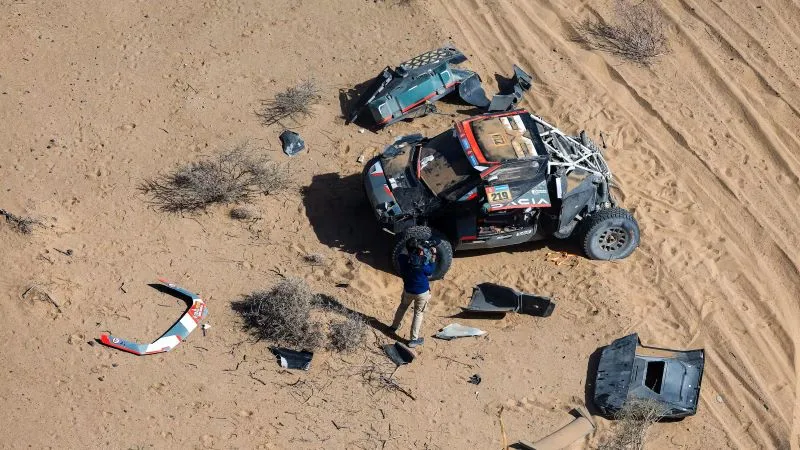 voiture-Sebastien-loeb-rallye-dakar-2025