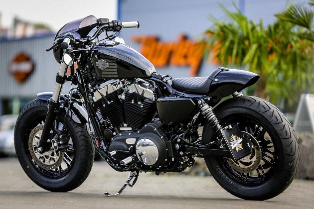 Bridgestone dévoile son Battlecruise H50 destiné aux V-Twin américains.