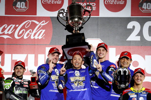 La victoire et la passe de 3 pour Yamaha Factory aux 8 hrs de Suzuka.