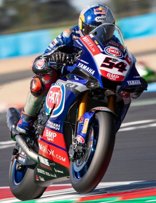 WSBK / Magny-Cours – Razgatlioglu prend les commandes.
