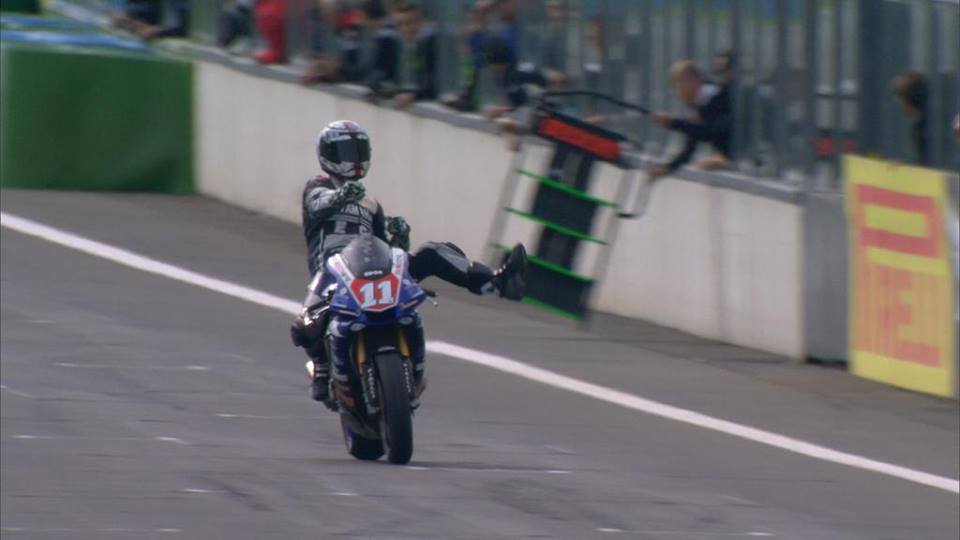 WSBK / Magny-Cours - Encore un doublé de Rea.