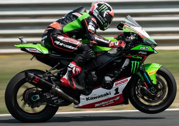 WSBK / Navarra - Le doublé pour Redding, Rea et Razgatlioglu au coude-à-coude.