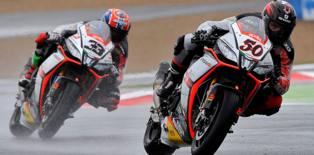 WSBK / Magny-Cours - Guintoli gagne et reprend des chances pour le titre.