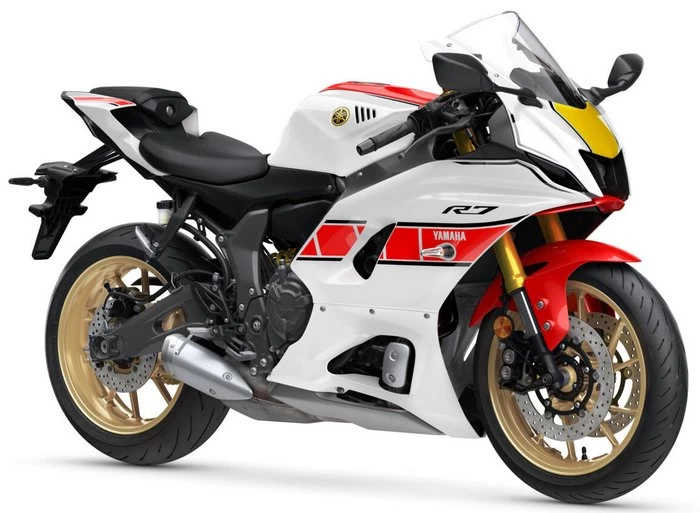 4 nouvelles sportives pour célébrer les 60 ans de Yamaha en Grand Prix.