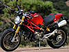 Nouvelle galerie d'images de la Ducati 1100 Monster 2009 - 49 clichés pour la savourer 