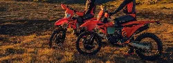 KTM peaufine sa gamme EXC pour 2025.