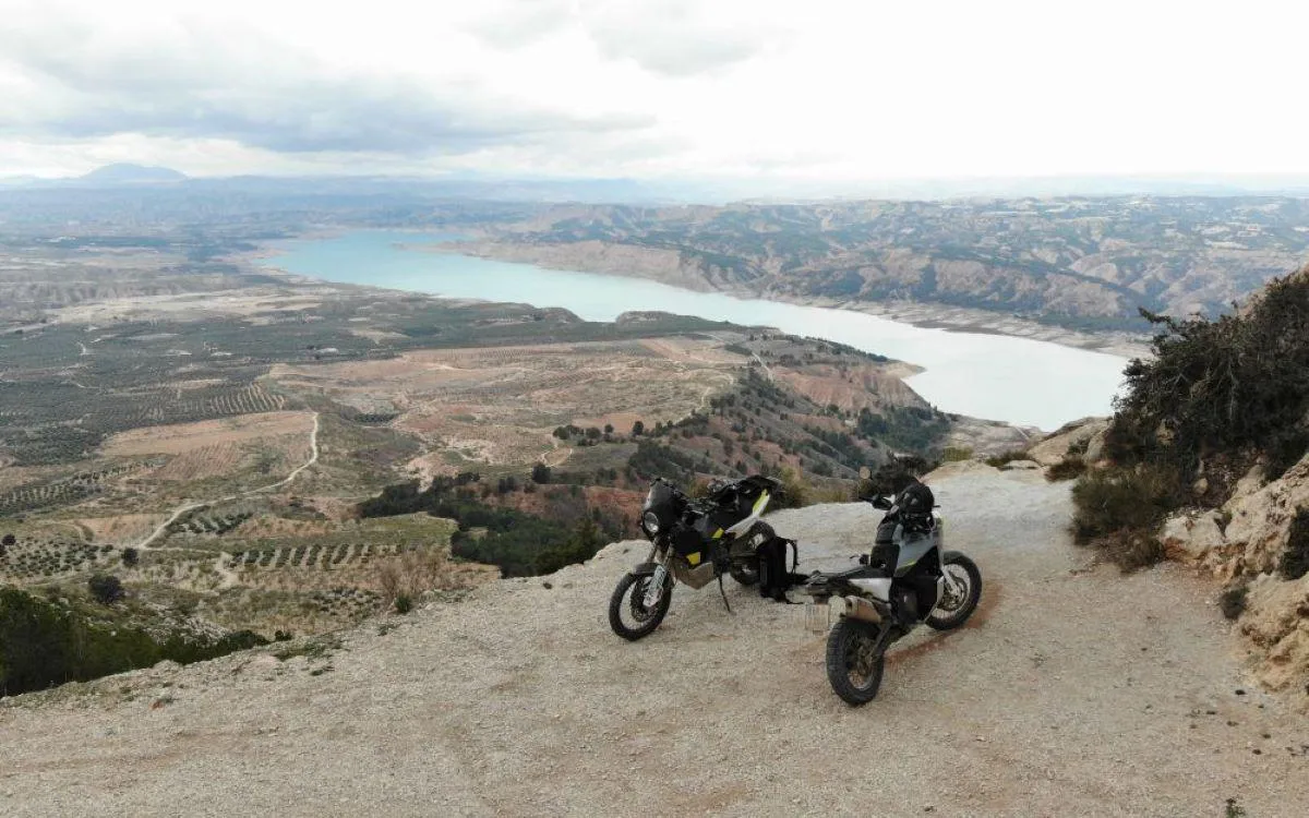 Experimenta la Husqvarna Trek 2024 en Granada