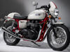 Triumph présente une édition SE de la Thruxton pour 2010.