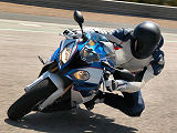 BMW 2015 : nouvelle sportive S 1000 RR, roadster R 1200 R et sport-GT R 1200 ST.