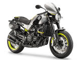 Un goût de café-racer pour la Benelli 500 Leoncino Sport.
