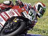 Giugliano signe le meilleur temps des tests SBK à Jerez.