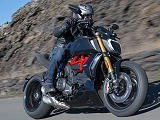 La Diavel 1260 sera aussi disponible en version S.
